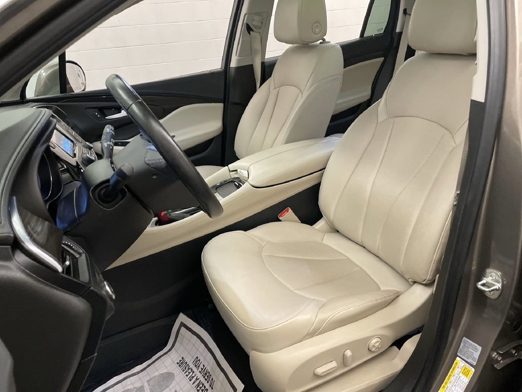 Used 2019 Buick Envision Essence AWD/4WD image 13
