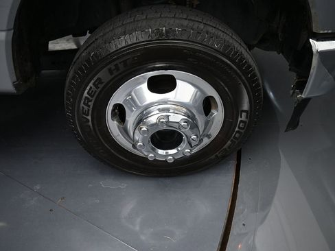 Used 2024 Ford F350 Lariat image 19