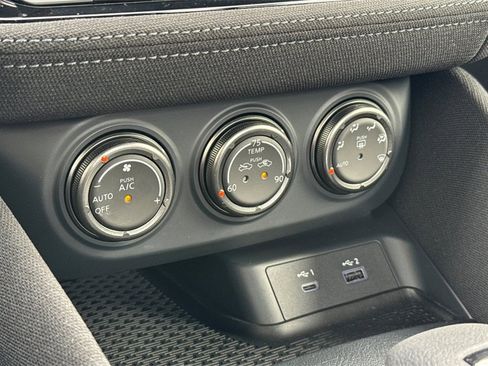 Used 2024 Nissan Z Sport w/ Floor Mat Package image 17