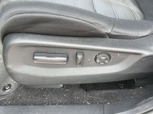 Used 2018 Honda CR-V EX image 12