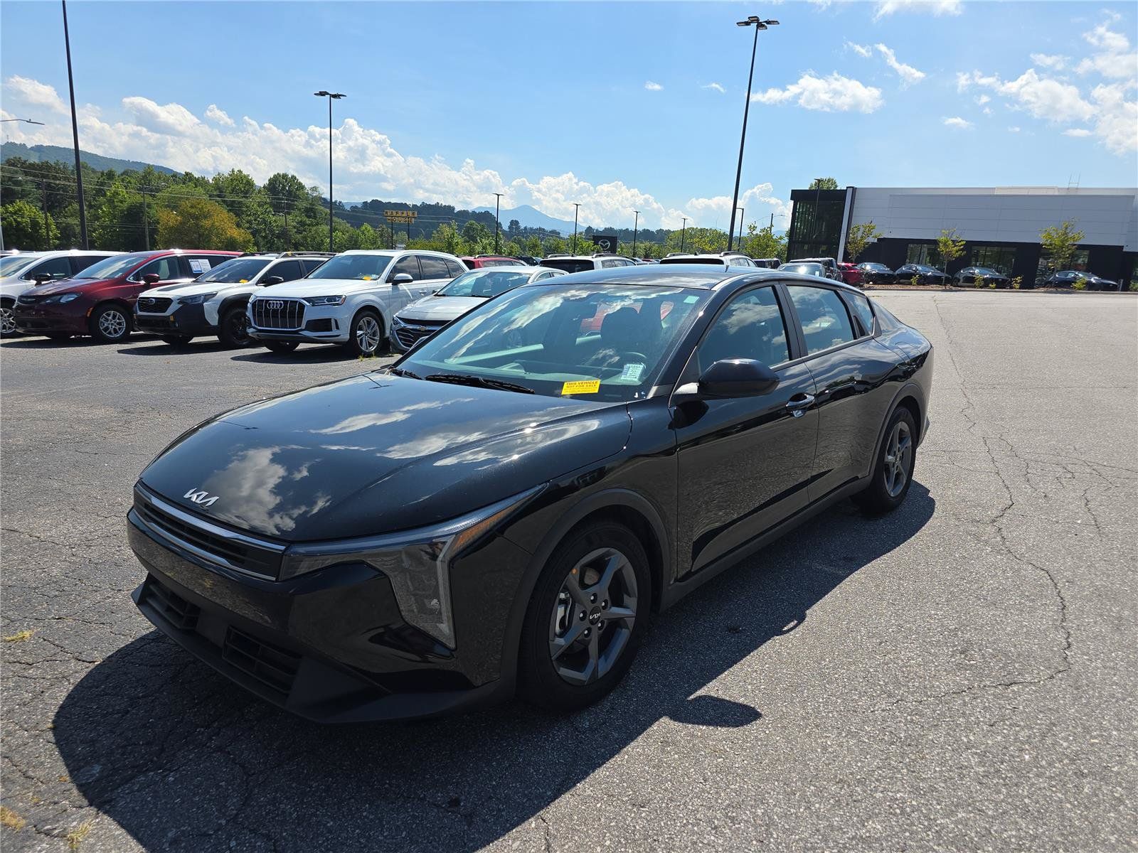 Used 2025 Kia K4 FWD image 7