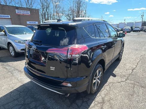 Used 2018 Toyota RAV4 XLE w/ Plus Extra Value Package image 5