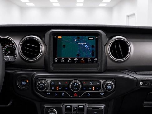 Used 2023 Jeep Wrangler Unlimited w/ Cold Weather Group AWD/4WD image 22