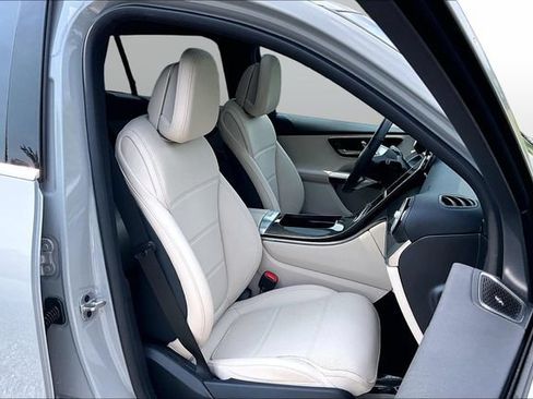 Certified 2026 Mercedes-Benz GLC 300 4MATIC image 33