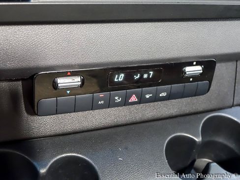 Used 2021 Mercedes-Benz Sprinter 2500 image 12