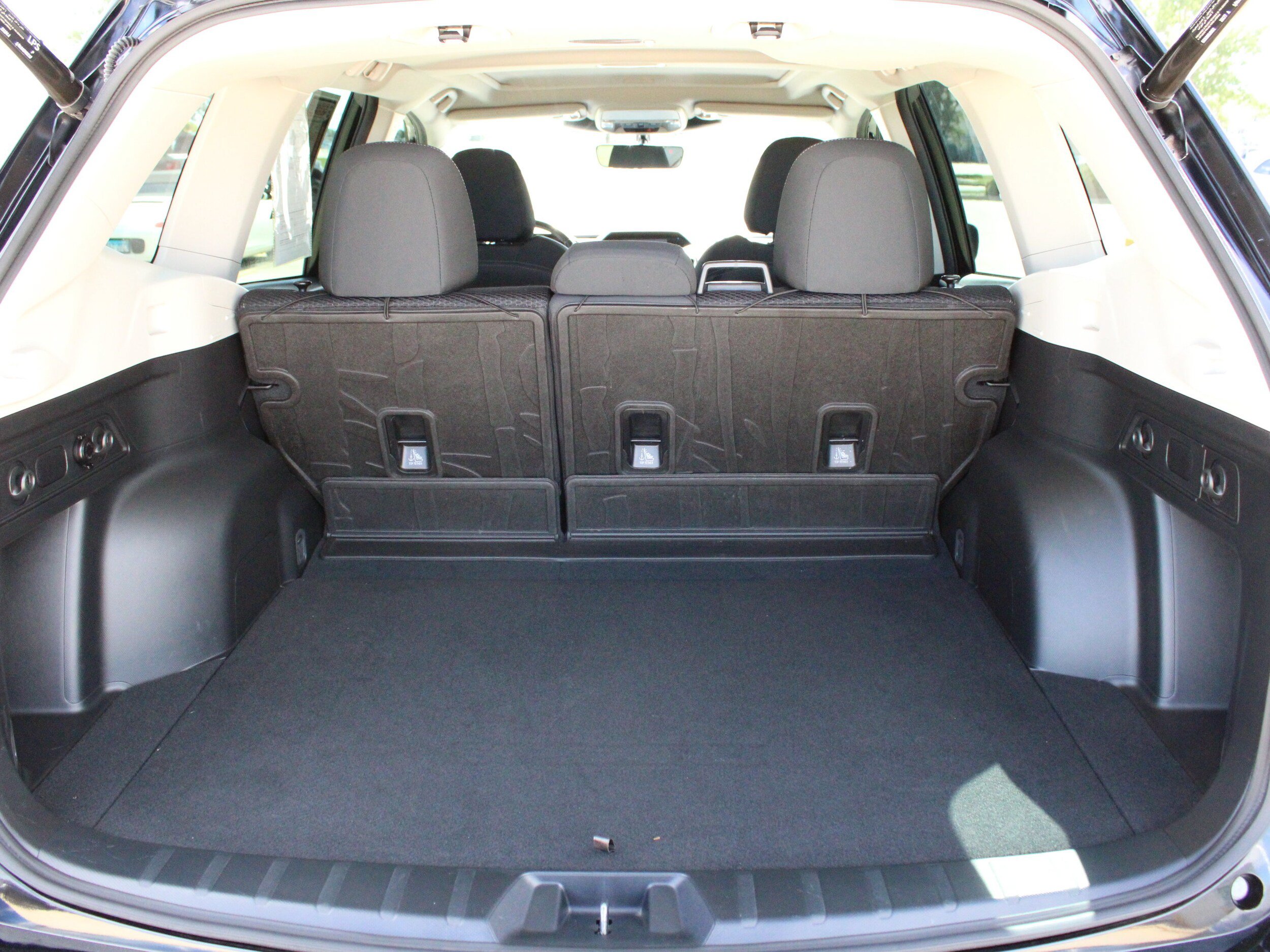 Used 2024 Subaru Forester Premium AWD/4WD image 37