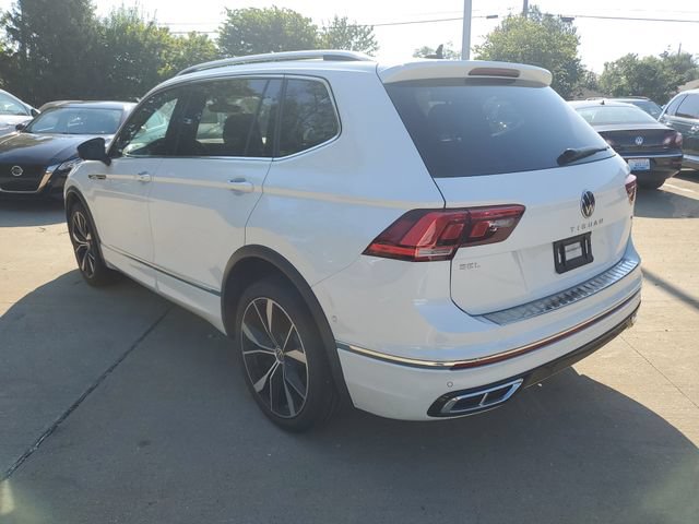 Certified 2024 Volkswagen Tiguan SEL R-Line AWD/4WD image 3
