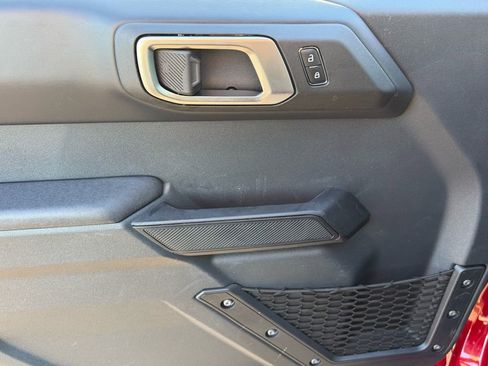 New 2026 Ford Bronco Badlands image 10