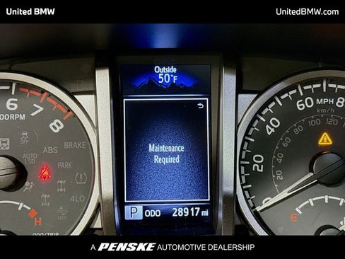 Used 2022 Toyota Tacoma Limited image 7