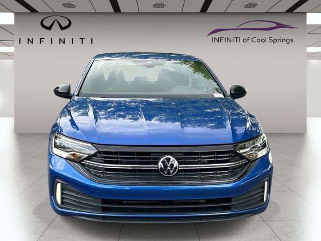 Used 2024 Volkswagen Jetta Sport FWD image 2