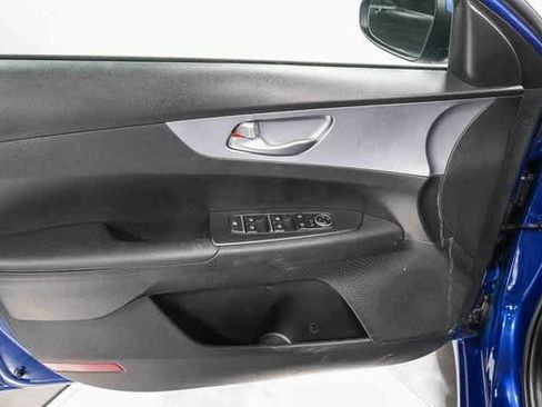 Used 2024 Kia Forte LXS w/ LXS Technology Package image 21