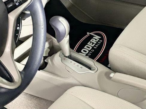 Used 2010 Honda Insight EX image 23