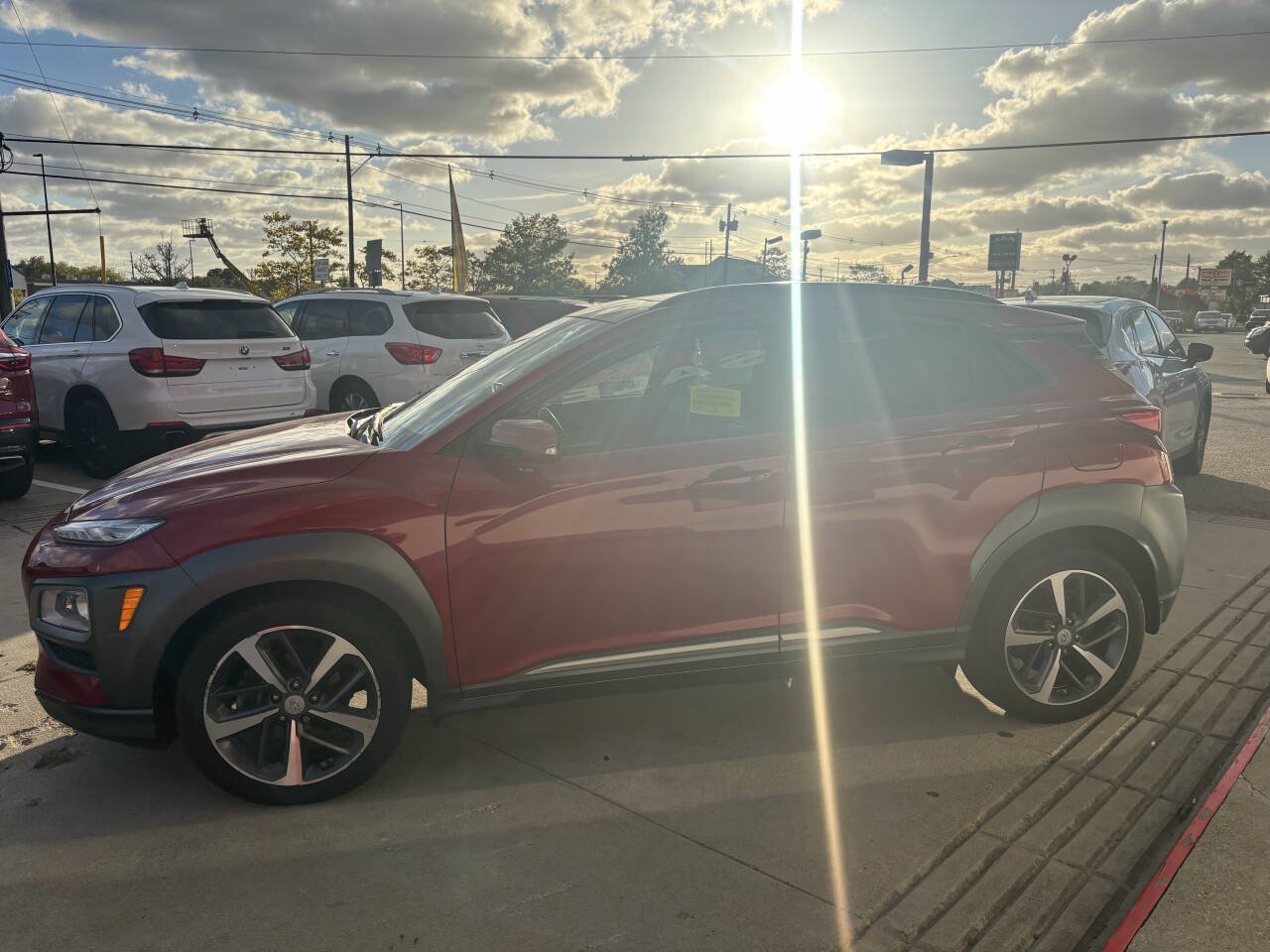 Used 2021 Hyundai Kona Limited w/ Cargo Package AWD/4WD image 24