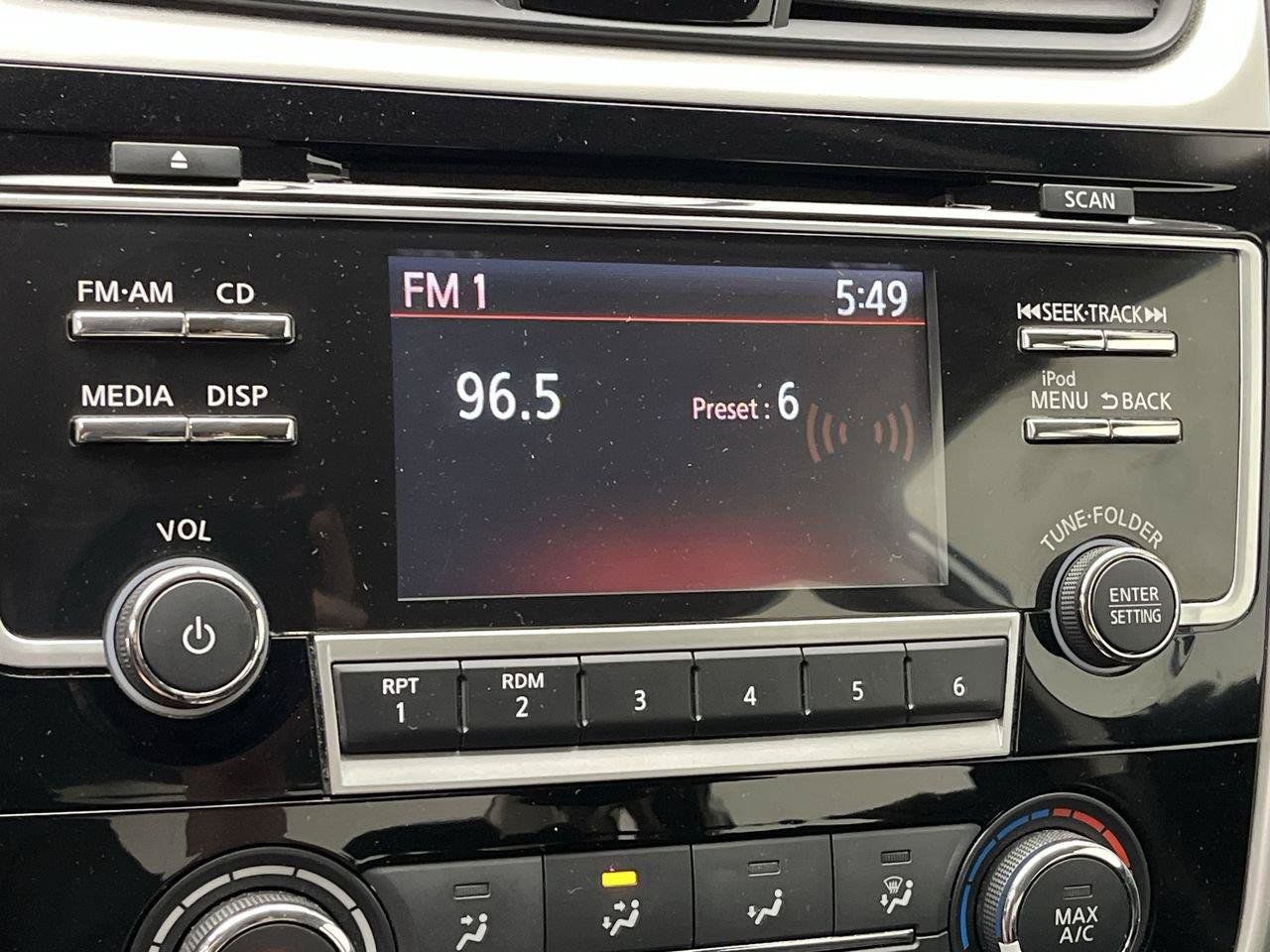 Used 2018 Nissan Altima 2.5 SR FWD image 15