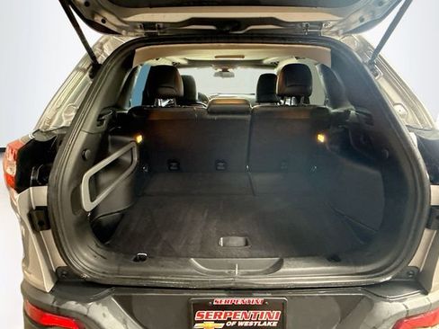 Used 2016 Jeep Cherokee Limited image 27