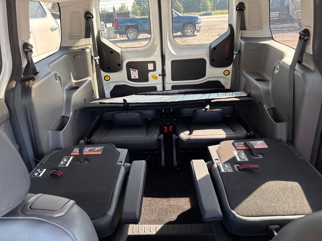 Used 2023 Ford Transit Connect XL FWD image 8