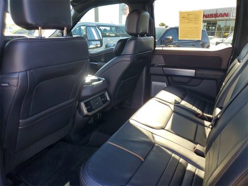 Used 2024 Ford F450 Platinum w/ FX4 Off-Road Package image 19