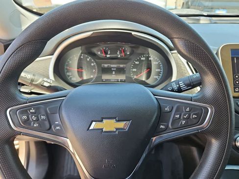 Used 2024 Chevrolet Malibu LT FWD image 19
