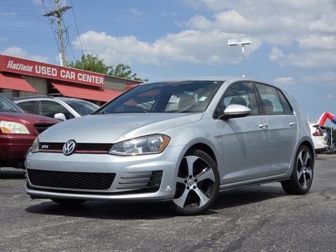 Used 2015 Volkswagen GTI S FWD image 2