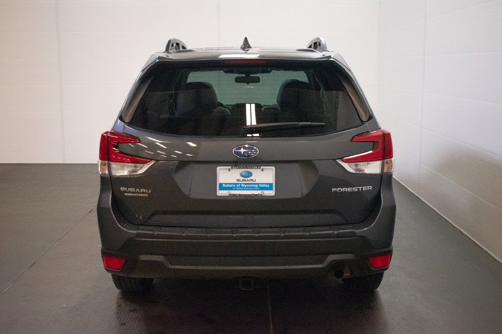 Certified 2023 Subaru Forester Premium AWD/4WD image 5