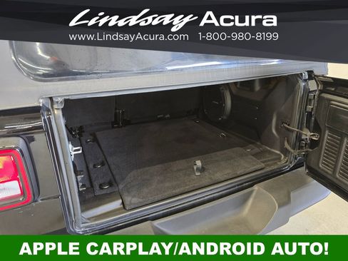 Used 2018 Jeep Wrangler Unlimited Sport S AWD/4WD image 7