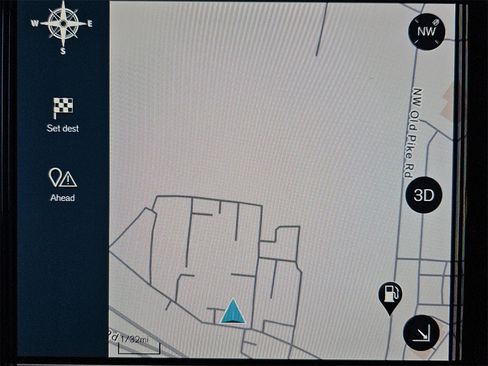 Used 2022 Volvo XC40 T5 R-Design w/ Advanced Package image 23