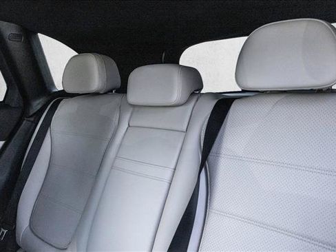 Certified 2025 Mercedes-Benz GLC 300 4MATIC image 20