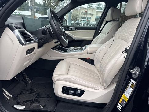 Used 2024 BMW X5 xDrive50e w/ Executive Package image 12
