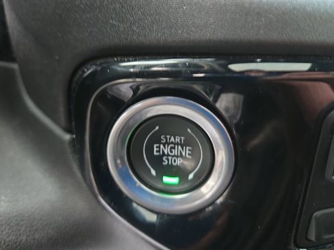 Used 2024 Chevrolet Silverado 2500 ZR2 w/ Technology Package image 20