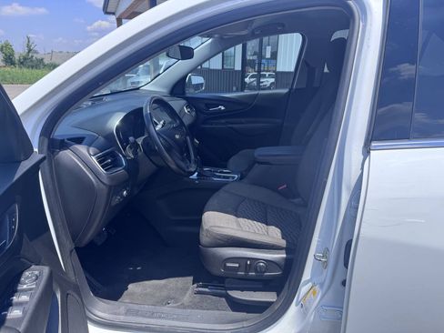 Used 2020 Chevrolet Equinox LT FWD image 12