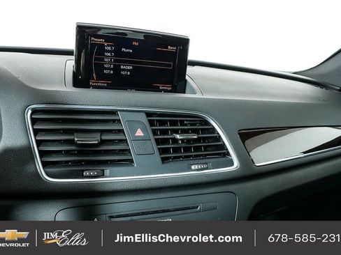 Used 2015 Audi Q3 2.0T Prestige w/ Prestige Package image 14