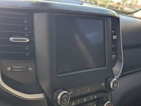 Used 2020 RAM 1500 Big Horn AWD/4WD image 25