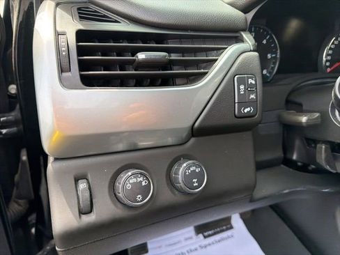 Used 2017 Chevrolet Tahoe LT AWD/4WD image 26