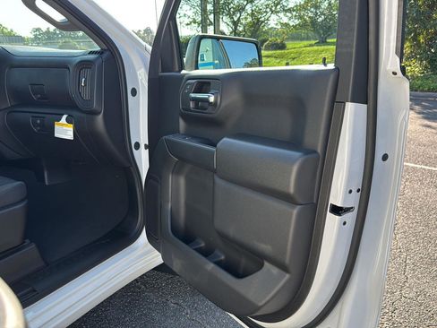 New 2026 Chevrolet Silverado 1500 Custom image 12