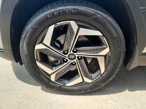 Used 2022 Hyundai Tucson Limited w/ Cargo Package AWD/4WD image 9