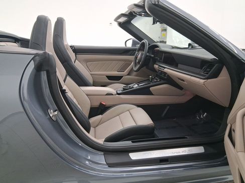 New 2026 Porsche 911 Carrera S image 30