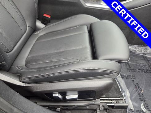 Certified 2022 BMW 330i Sedan w/ Convenience Package image 24