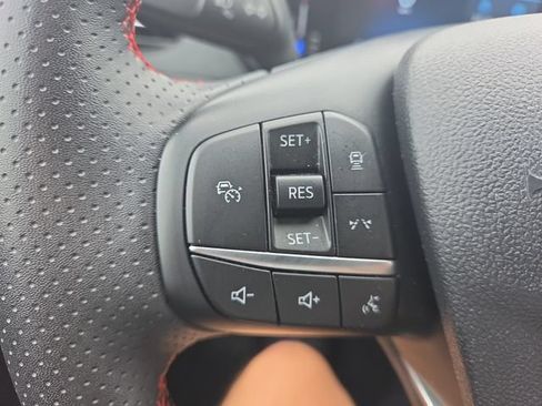 Used 2024 Ford Escape ST-Line w/ Tech Pack #1 AWD/4WD image 15