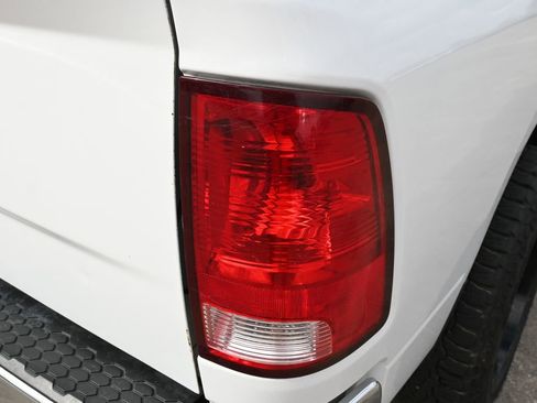 Used 2019 RAM 1500 Lone Star image 17