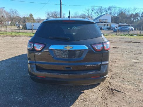 Used 2016 Chevrolet Traverse LT FWD image 5