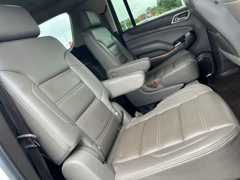 Used 2020 GMC Yukon XL Denali image 48