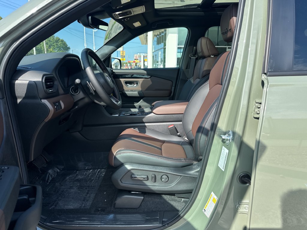New 2026 Honda Pilot TrailSport image 9