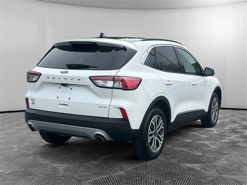Used 2022 Ford Escape SEL w/ Technology Package image 5