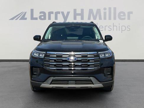 New 2026 Ford Explorer Active AWD/4WD image 8