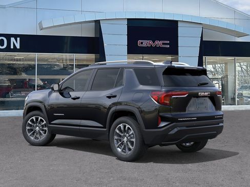 New 2027 GMC Terrain Elevation w/ Elevation Premium Package AWD/4WD image 3