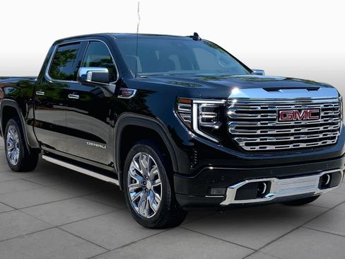 Used 2024 GMC Sierra 1500 Denali w/ Denali Reserve Package AWD/4WD image 3