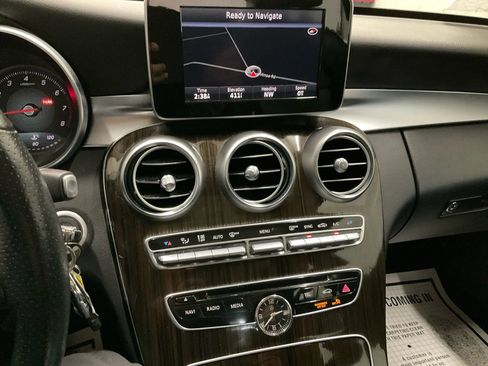 Used 2017 Mercedes-Benz C 300 4MATIC Sedan image 17