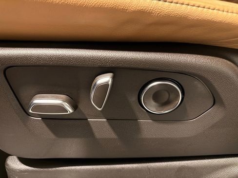 Used 2024 Cadillac Escalade Sport w/ Touring Package image 16