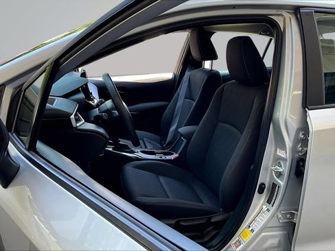 Used 2024 Toyota Corolla LE FWD image 21