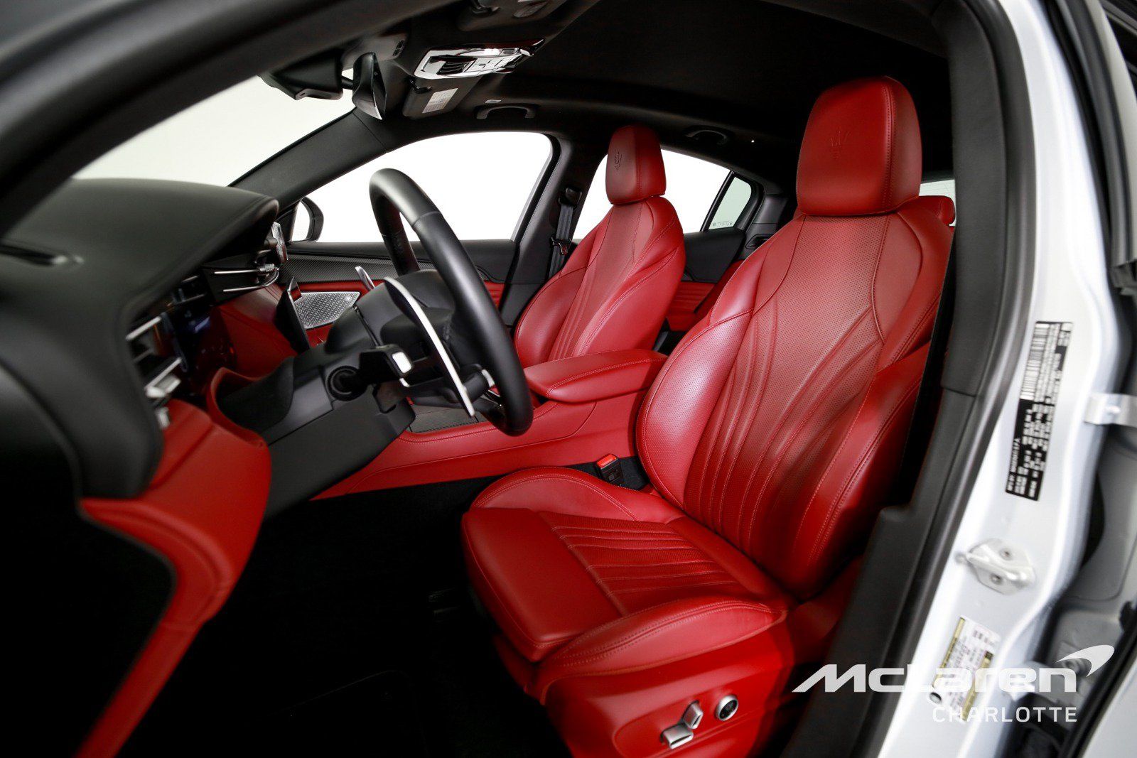 Used 2023 Maserati Grecale Modena AWD/4WD image 11